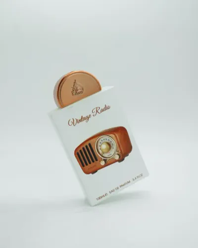 VINTAGE RADIO de Maison Alhambra — ST Scent & Textures